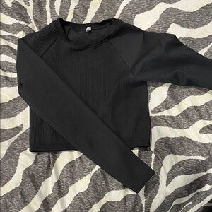 Aerie Black Long Sleeve Crop Top